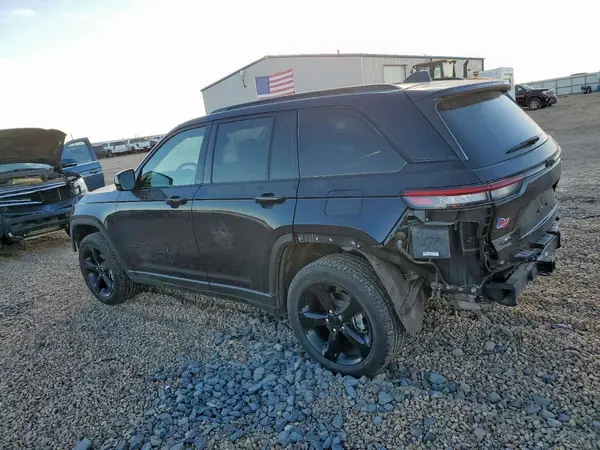 1C4RJHBGXRC104777 2024 JEEP GRAND CHEROKEE - Image 2
