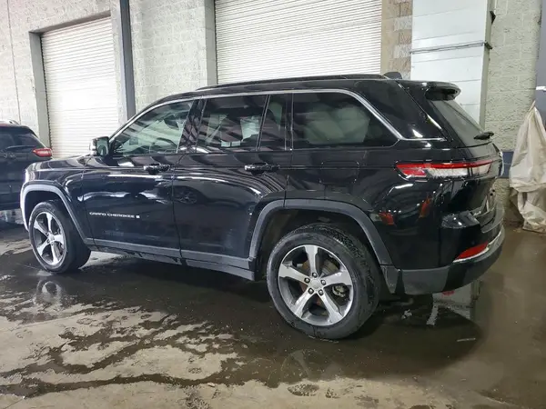 1C4RJHBGXRC210923 2024 JEEP GRAND CHEROKEE - Image 2