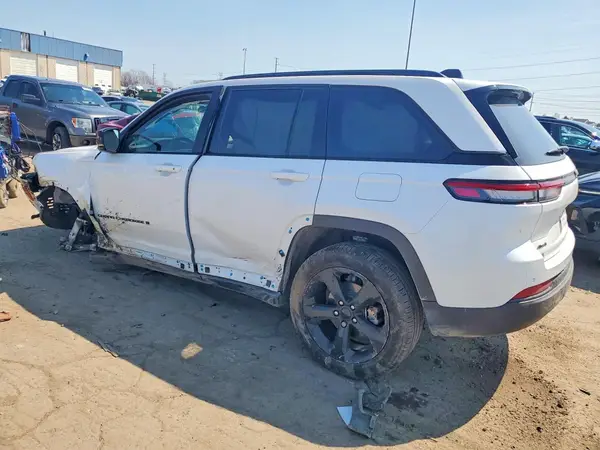 1C4RJHBGXSC346524 2025 JEEP GRAND CHEROKEE - Image 2