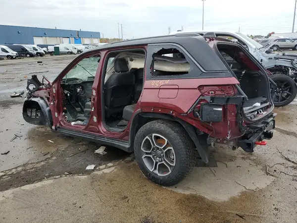 1C4RJHCG3N8574354 2022 JEEP GRAND CHEROKEE - Image 2