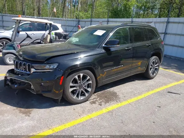 1C4RJHDG2N8636129 2022 JEEP GRAND CHEROKEE - Image 2