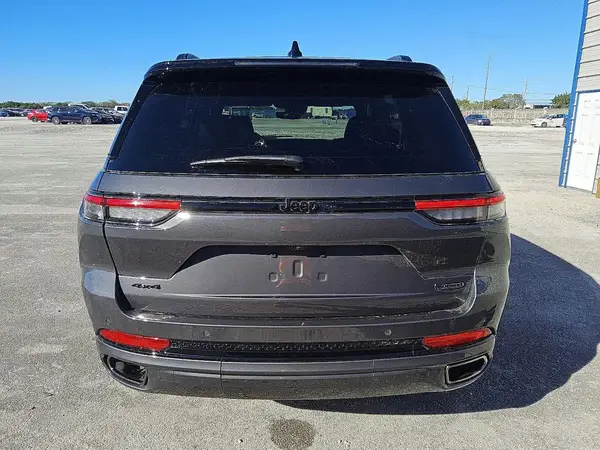 2025 JEEP GRAND CHEROKEE auction photo 6