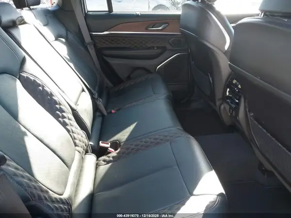1C4RJHEG1P8848442 2023 JEEP GRAND CHEROKEE - Image 8