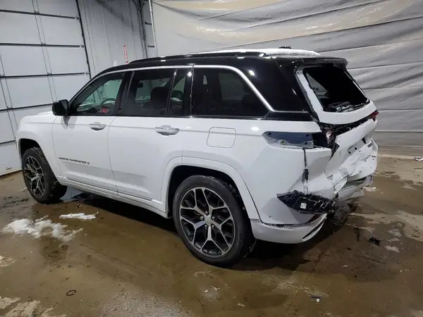 1C4RJHEG1R8571567 2024 JEEP GRAND CHEROKEE - Image 2