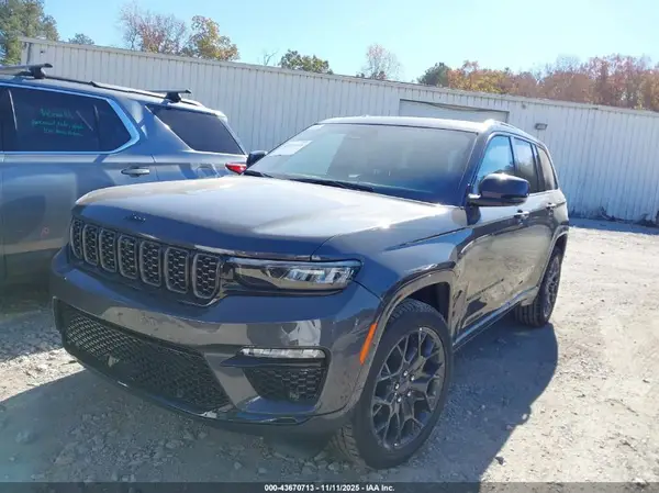 1C4RJHEG1S8769023 2025 JEEP GRAND CHEROKEE - Image 2