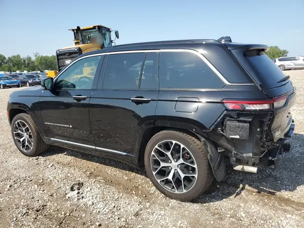 1C4RJHEG2R8501897 2024 JEEP GRAND CHEROKEE - Image 2