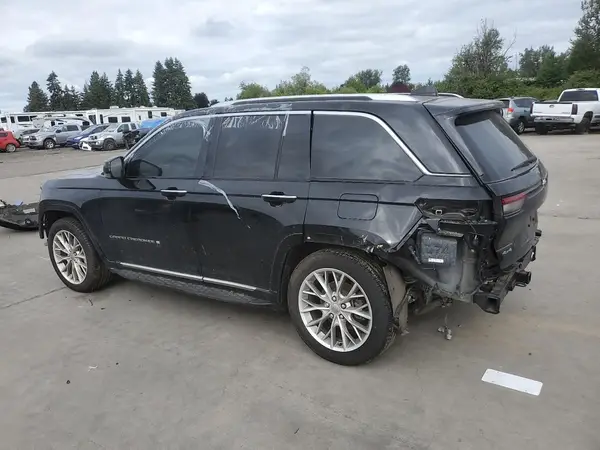 1C4RJHEG3P8817712 2023 JEEP GRAND CHEROKEE - Image 2