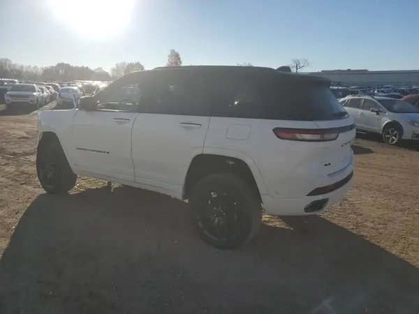 1C4RJHEG3S8678027 2025 JEEP GRAND CHEROKEE - Image 2