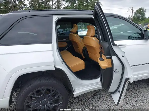 1C4RJHEG3S8689724 2025 JEEP GRAND CHEROKEE - Image 8