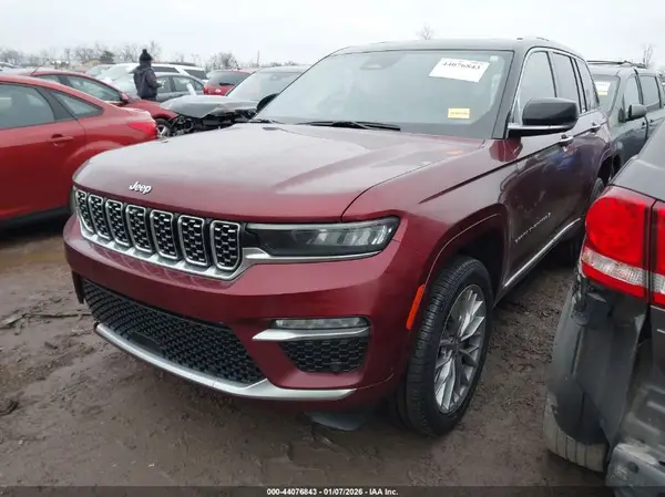 1C4RJHEG5P8823852 2023 JEEP GRAND CHEROKEE - Image 2