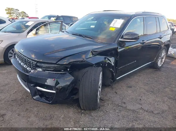 1C4RJHEG6PC563295 2023 JEEP GRAND CHEROKEE - Image 2
