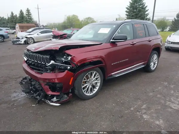 1C4RJHEG7P8821939 2023 JEEP GRAND CHEROKEE - Image 2