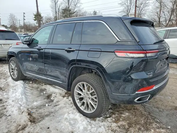 1C4RJHEG7PC563256 2023 JEEP GRAND CHEROKEE - Image 2
