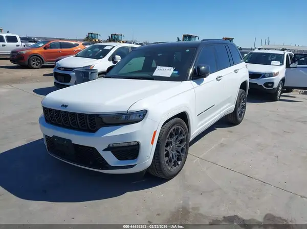 1C4RJHEG7S8644236 2025 JEEP GRAND CHEROKEE - Image 2