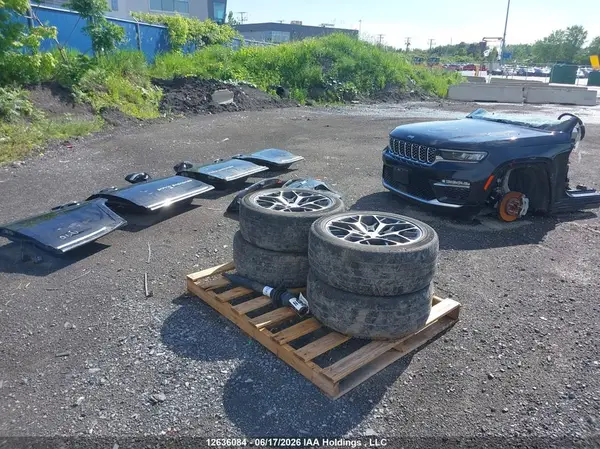 1C4RJHEG8P8771746 2023 JEEP GRAND CHEROKEE - Image 2