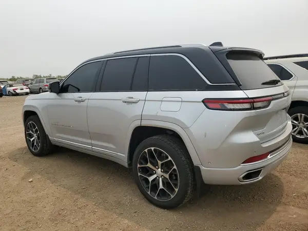 1C4RJHEG8P8892339 2023 JEEP GRAND CHEROKEE - Image 2