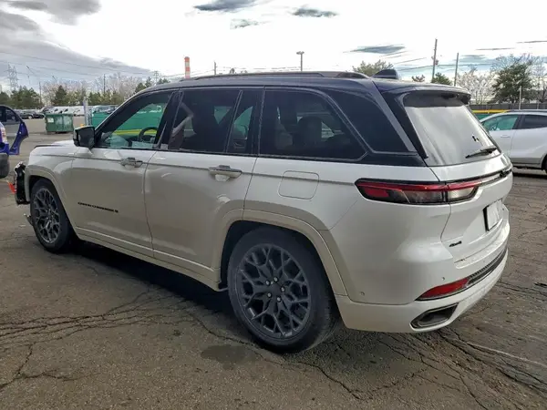 1C4RJHEG8R8597633 2024 JEEP GRAND CHEROKEE - Image 2