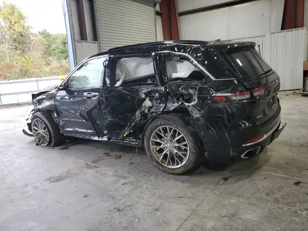 1C4RJHEG8S8645010 2025 JEEP GRAND CHEROKEE - Image 2