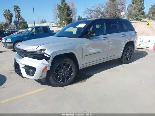 1C4RJHEG8S8769083 2025 JEEP GRAND CHEROKEE - Image 2