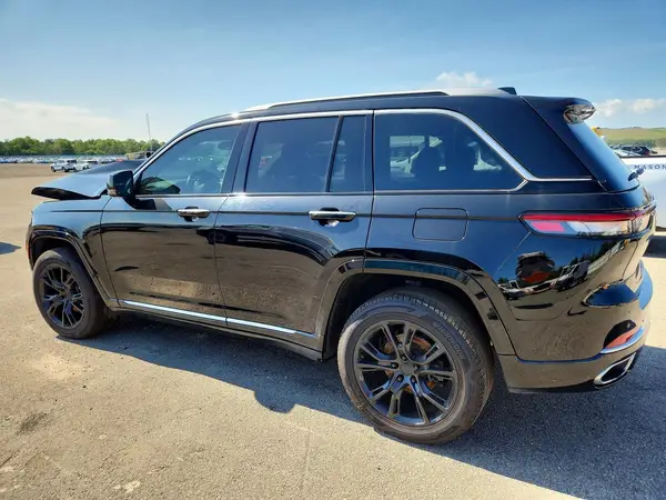 1C4RJHEG9PC543526 2023 JEEP GRAND CHEROKEE - Image 2