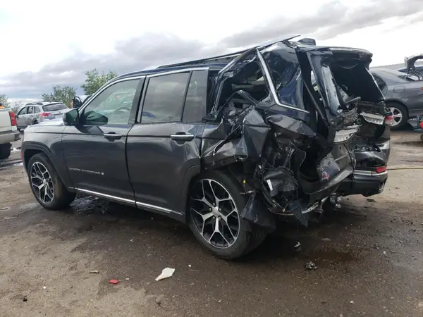 1C4RJHEG9R8925979 2024 JEEP GRAND CHEROKEE - Image 2