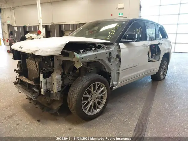 1C4RJHEGXP8762935 2023 JEEP GRAND CHEROKEE - Image 2