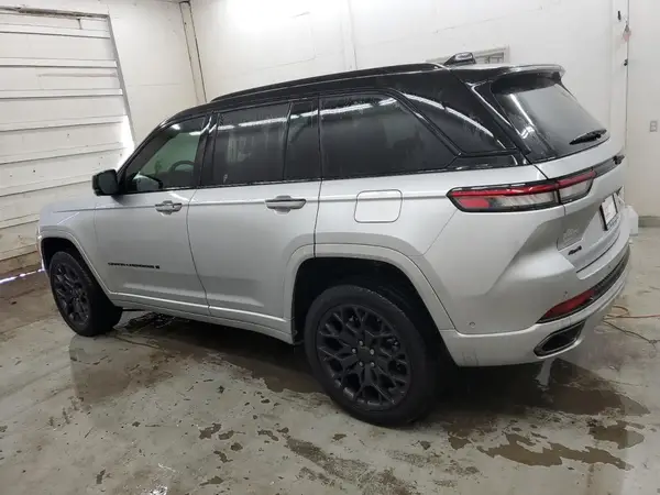 1C4RJHEGXS8641878 2025 JEEP GRAND CHEROKEE - Image 2