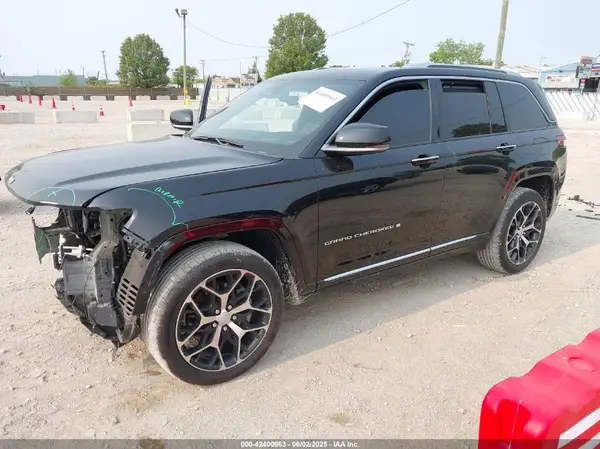 1C4RJHET5N8510388 2022 JEEP GRAND CHEROKEE - Image 2
