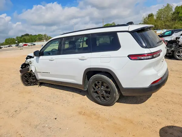 1C4RJJAG0R8510434 2024 JEEP GRAND CHEROKEE - Image 2