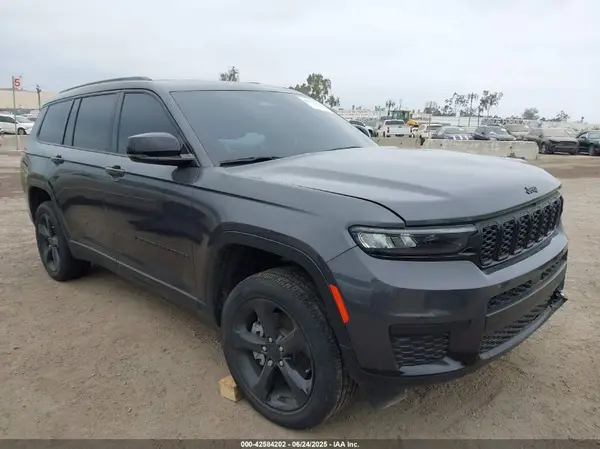 1C4RJJAG1P8902402 2023 JEEP GRAND CHEROKEE - Image 1