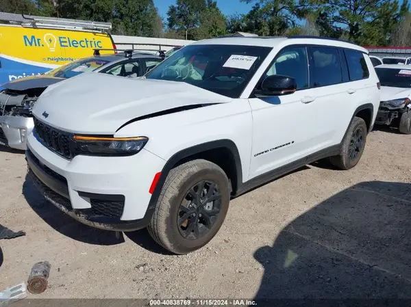 1C4RJJAG1R8619159 2024 JEEP GRAND CHEROKEE - Image 2