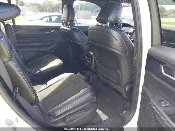 1C4RJJAG2P8808240 2023 JEEP GRAND CHEROKEE - Image 8