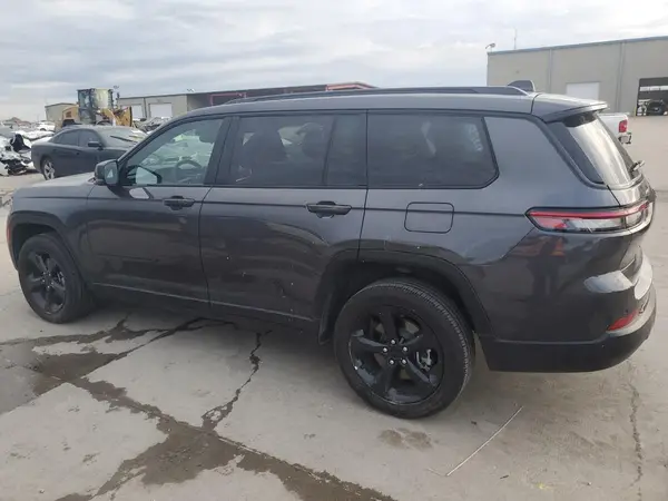1C4RJJAG2P8902912 2023 JEEP GRAND CHEROKEE - Image 2