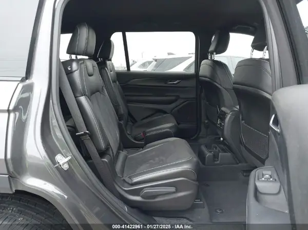 1C4RJJAG3R8504451 2024 JEEP GRAND CHEROKEE - Image 8