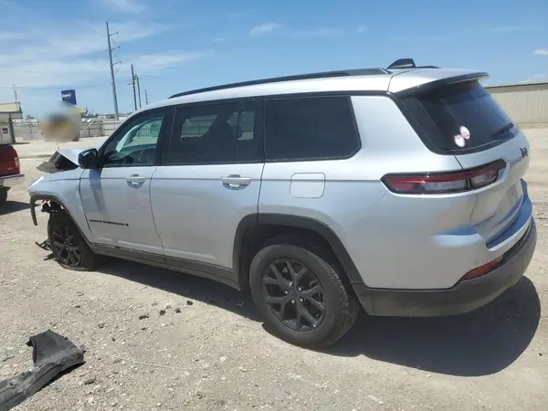 1C4RJJAG4R8621147 2024 JEEP GRAND CHEROKEE - Image 2