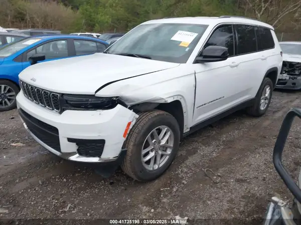 1C4RJJAG5P8843337 2023 JEEP GRAND CHEROKEE - Image 2