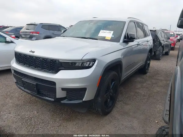 1C4RJJAG5R8531652 2024 JEEP GRAND CHEROKEE - Image 2
