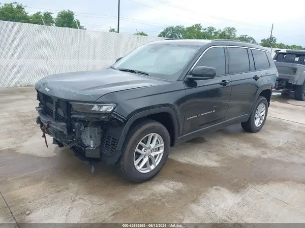 1C4RJJAG6S8642961 2025 JEEP GRAND CHEROKEE - Image 2