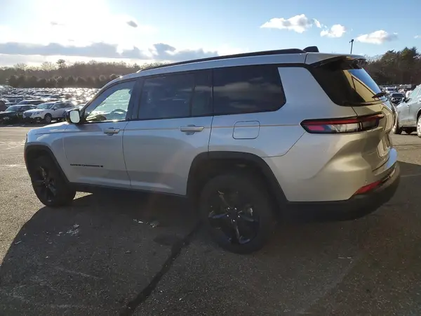 1C4RJJAGXP8883395 2023 JEEP GRAND CHEROKEE - Image 2