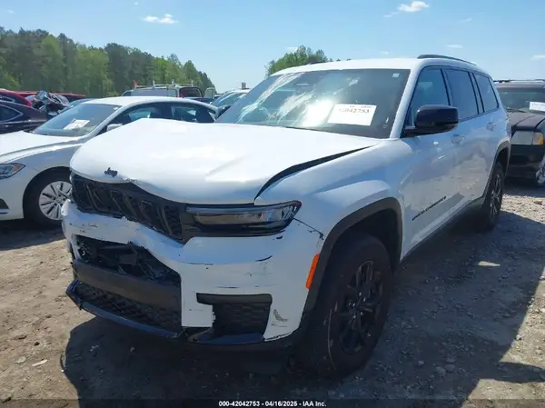 1C4RJJAGXR8953416 2024 JEEP GRAND CHEROKEE - Image 2
