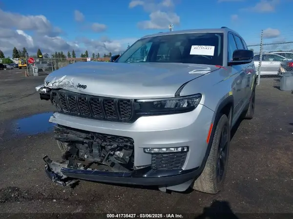 1C4RJJBG0N8549422 2022 JEEP GRAND CHEROKEE - Image 2