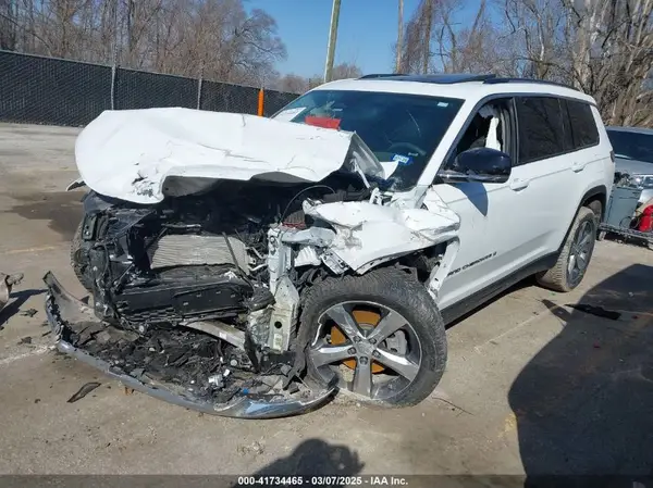 1C4RJJBG1N8568383 2022 JEEP GRAND CHEROKEE - Image 2