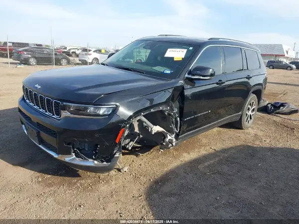 1C4RJJBG4P8811817 2023 JEEP GRAND CHEROKEE - Image 2