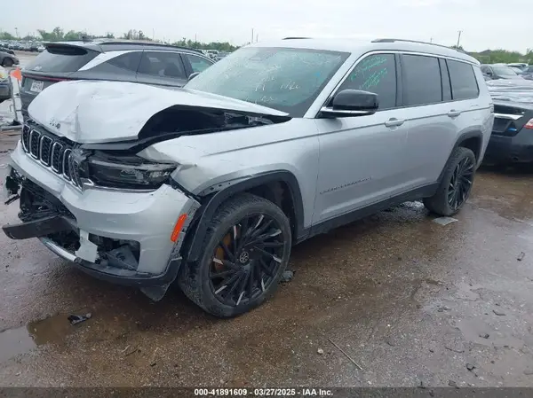 1C4RJJBG7N8608935 2022 JEEP GRAND CHEROKEE - Image 2