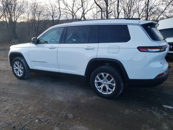 1C4RJJBG7N8630529 2022 JEEP GRAND CHEROKEE - Image 2