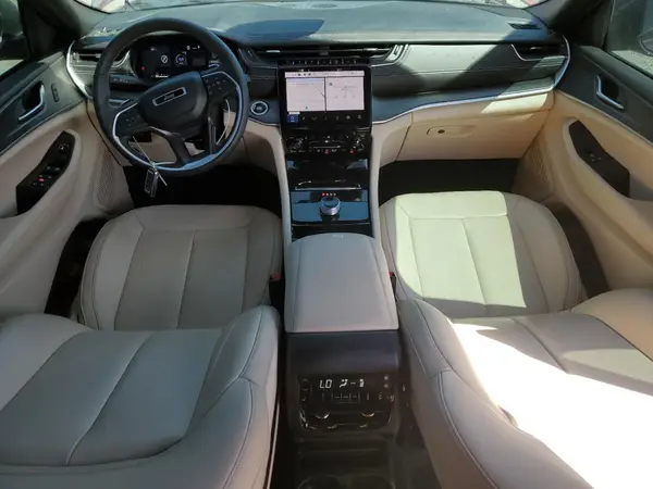 1C4RJJBG7P8826098 2023 JEEP GRAND CHEROKEE - Image 8