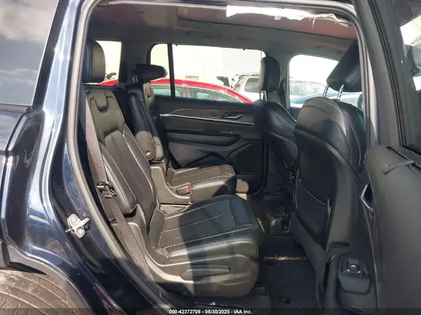 1C4RJJBG8R8941215 2024 JEEP GRAND CHEROKEE - Image 8