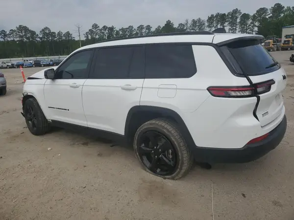 1C4RJJBG9P8860222 2023 JEEP GRAND CHEROKEE - Image 2