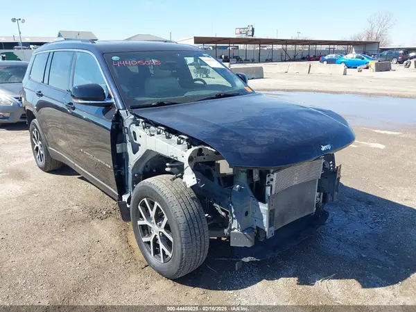 1C4RJJBGXP8879765 2023 JEEP GRAND CHEROKEE - Image 1