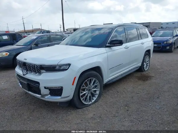 1C4RJJEG3P8706777 2023 JEEP GRAND CHEROKEE - Image 2